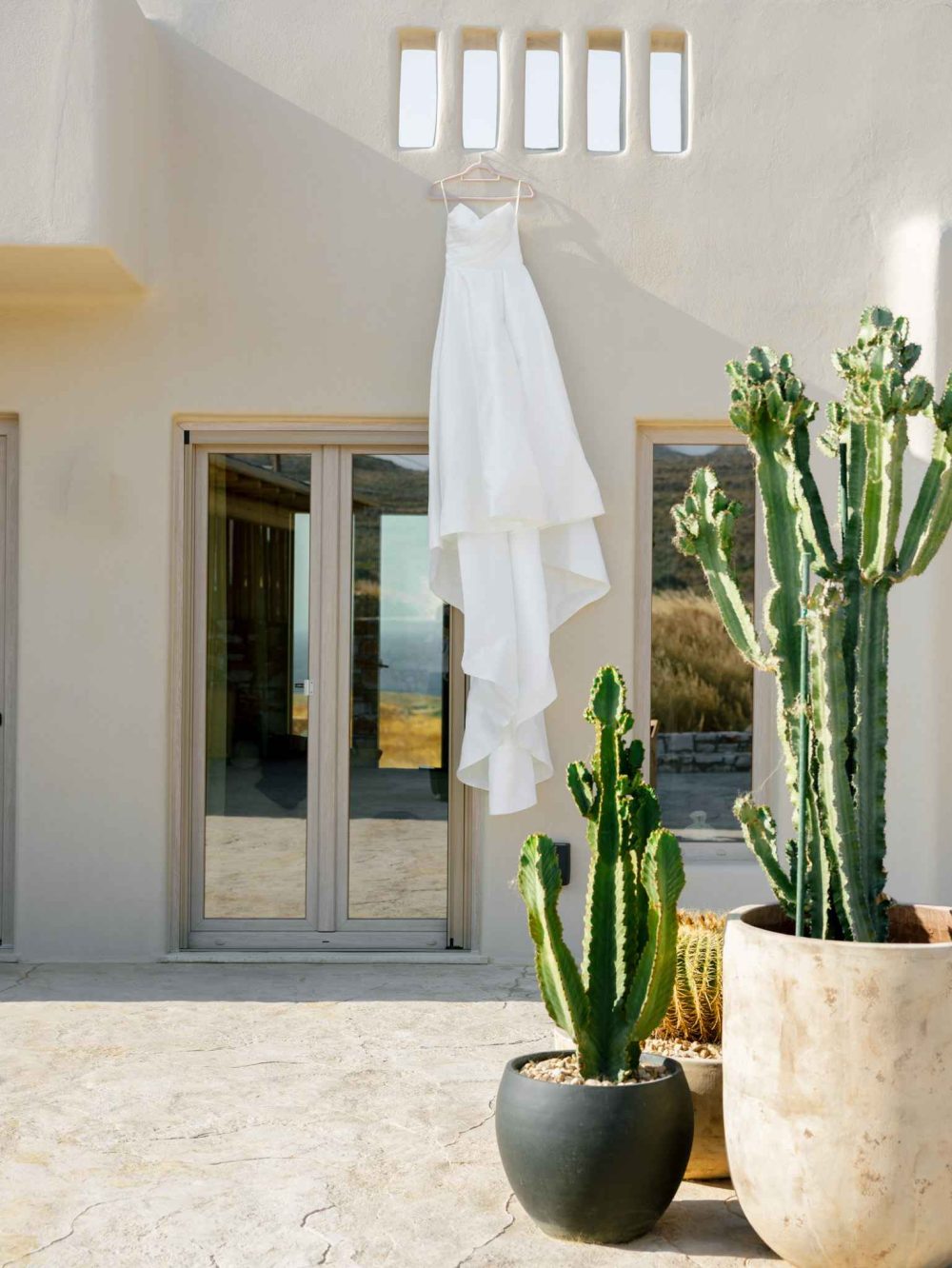 vasilis_moumkas_clairy_thanos_naxos_wedding-1-5