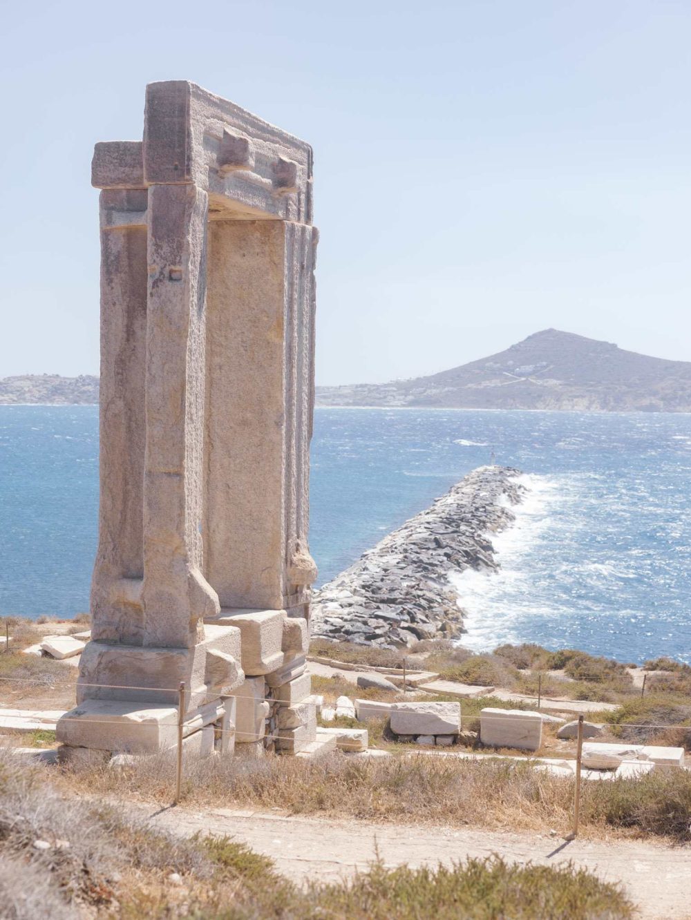 vasilismoumkas_claire_thanos_7