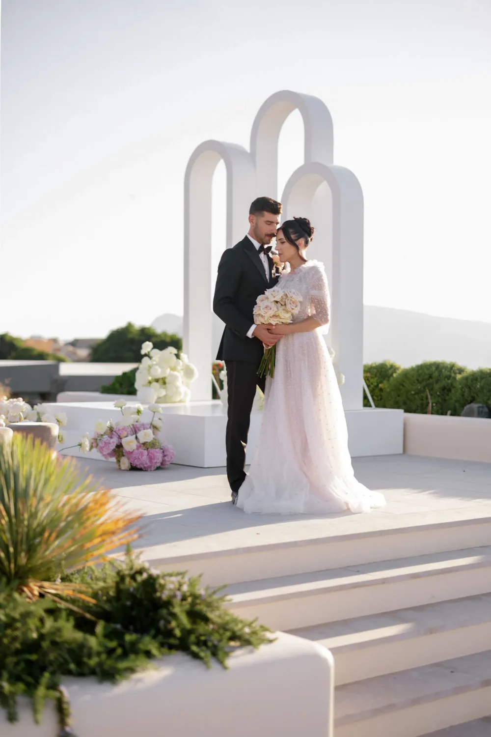 vasilis_moumkas_wedding_photographer_in_Santorini_editorial_photoshoot_18