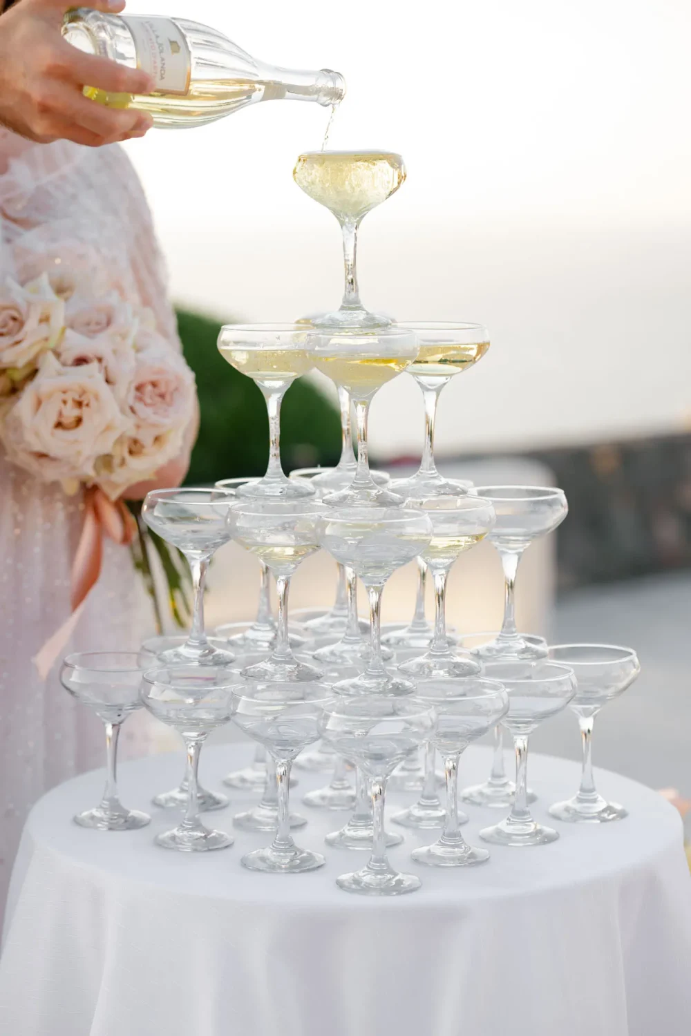 vasilis_moumkas_wedding_photographer_in_Santorini_editorial_photoshoot_22