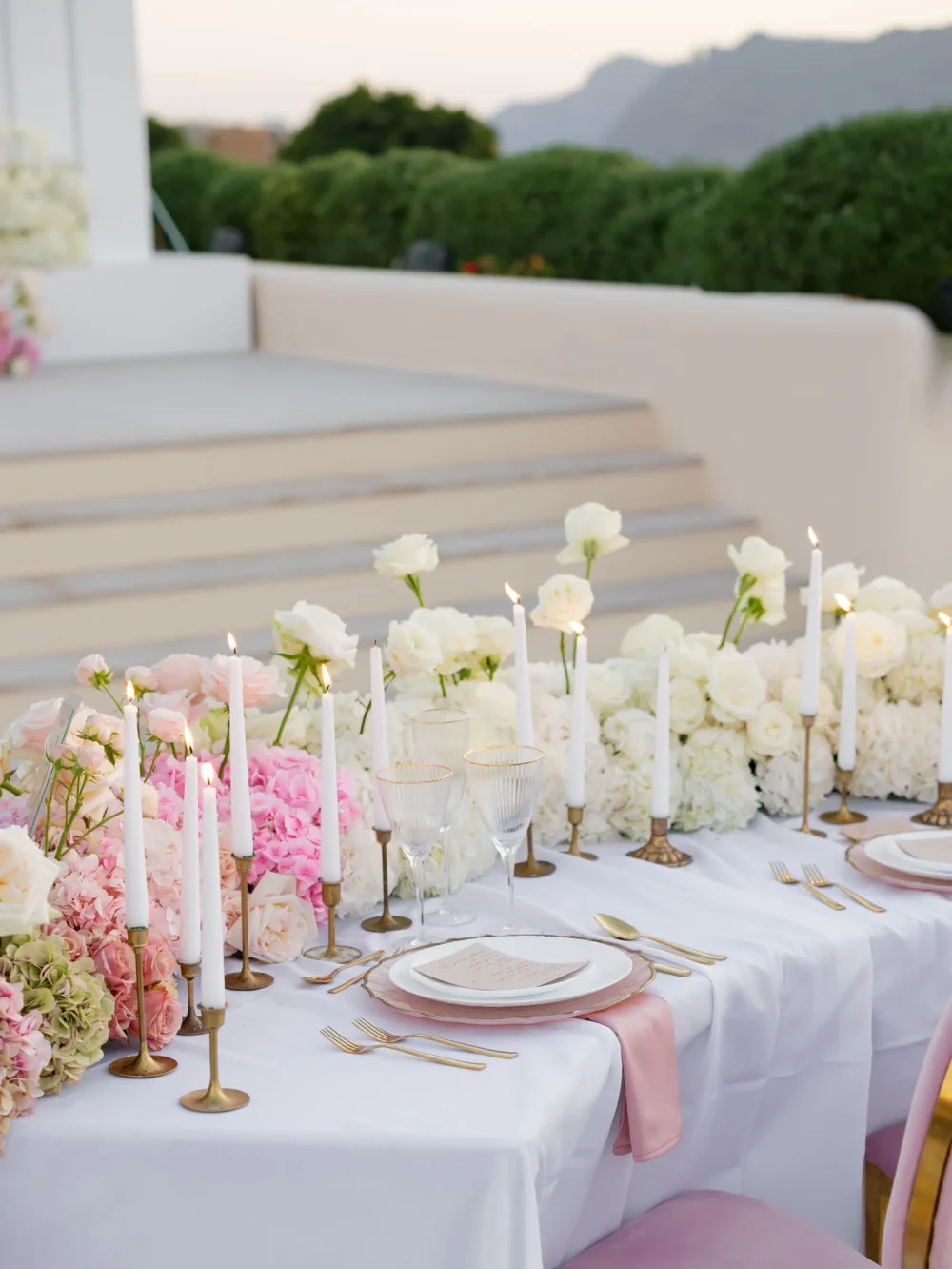 vasilis_moumkas_wedding_photographer_in_Santorini_editorial_photoshoot_25